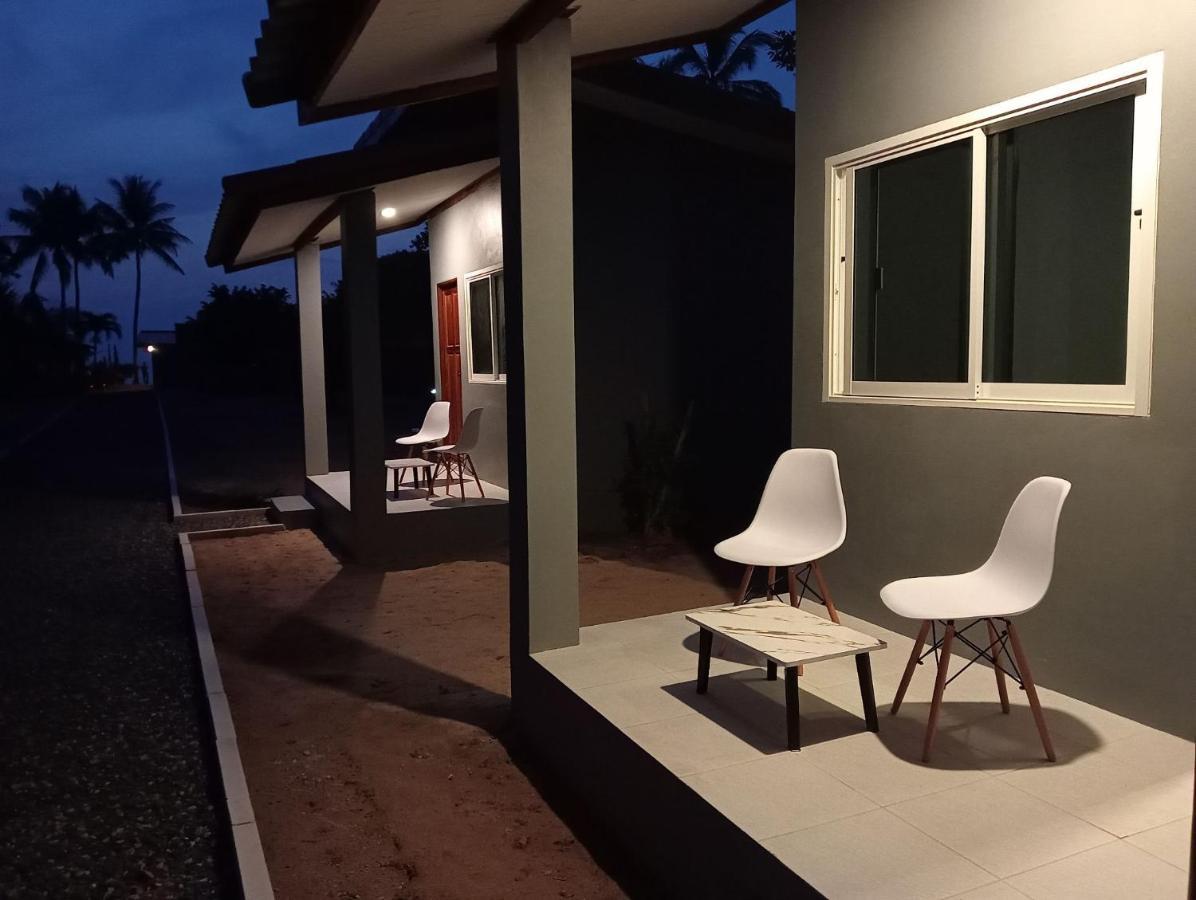 Scandinavian Beach Resort Ko Lanta エクステリア 写真