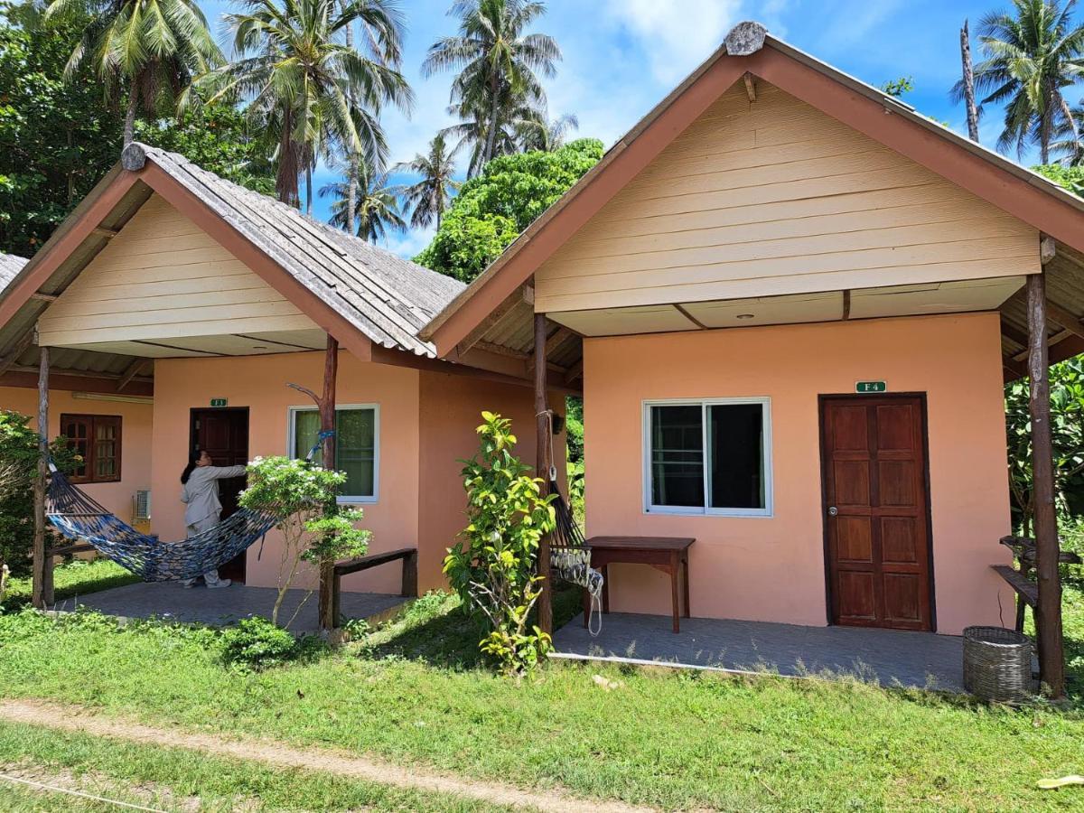 Scandinavian Beach Resort Ko Lanta エクステリア 写真