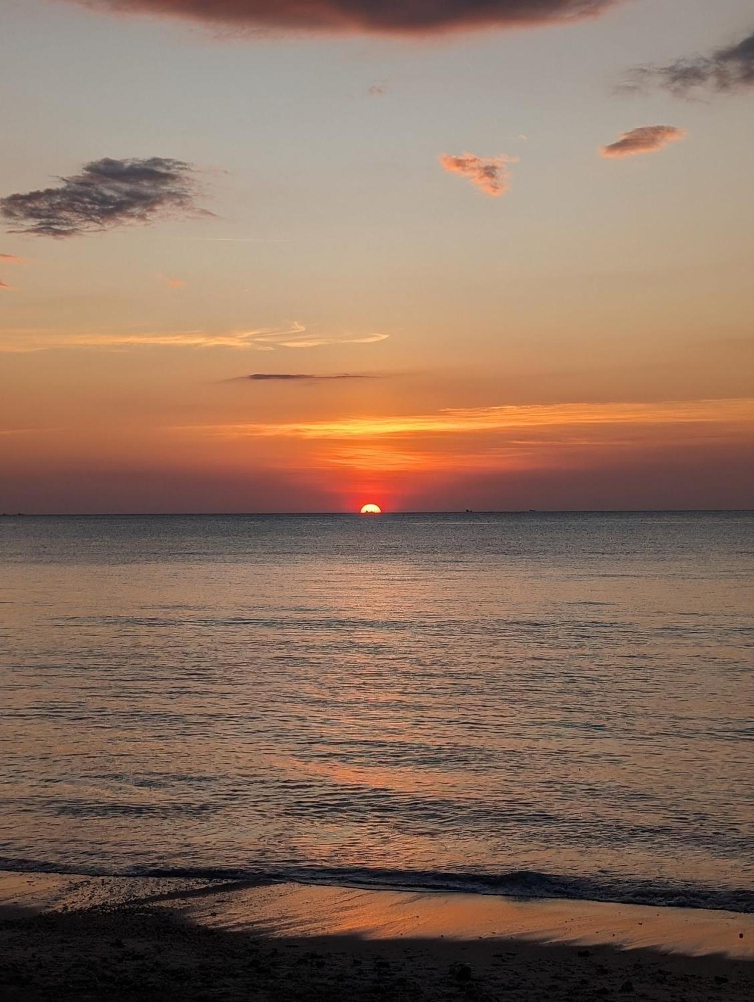 Scandinavian Beach Resort Ko Lanta エクステリア 写真